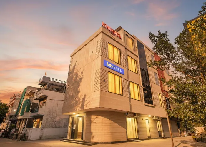 Fabhotel BenchmarkAirport Hotel