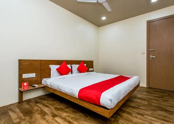 Oyo 11929 Hotel Ridhi Sidhi Indore